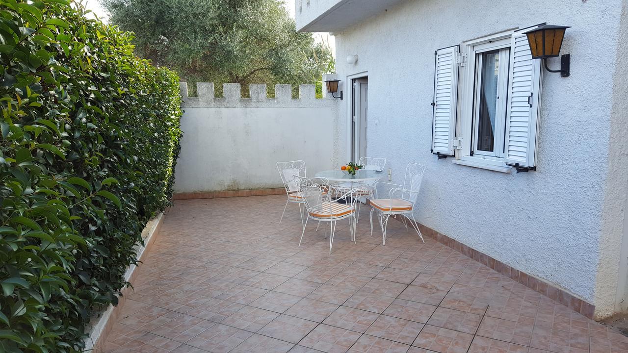 Patras Palm Tree Apartment Exterior foto